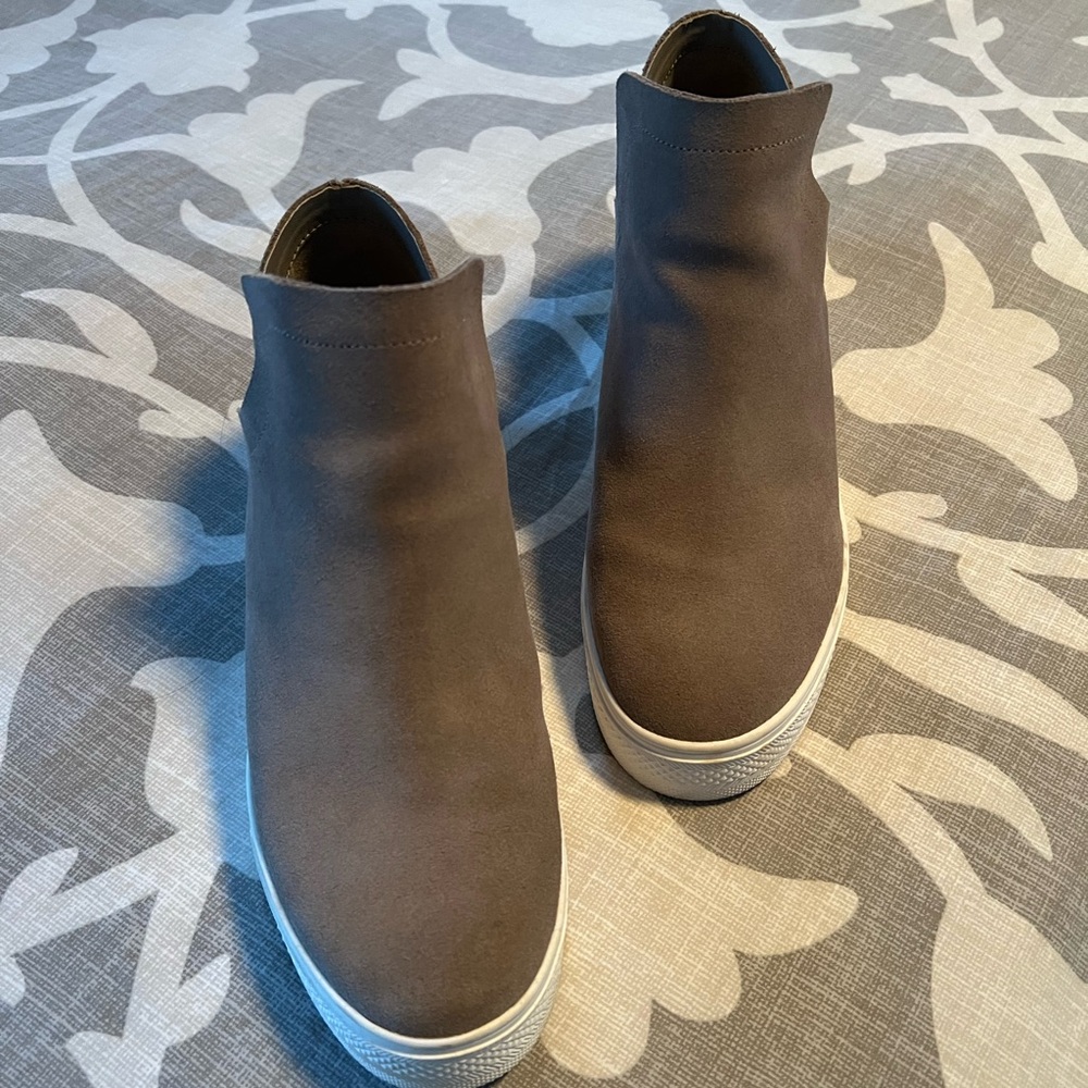 Steve Madden Sneakers